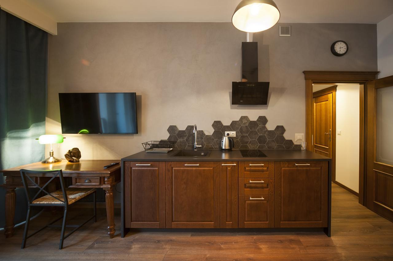Very Berry - Orzeszkowej 10 - Mtp Apartment, Parking, Balcony, Check In 24H พอซนาน ภายนอก รูปภาพ