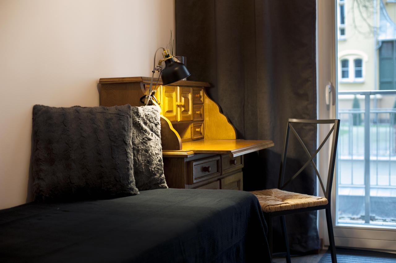 Very Berry - Orzeszkowej 10 - Mtp Apartment, Parking, Balcony, Check In 24H พอซนาน ภายนอก รูปภาพ