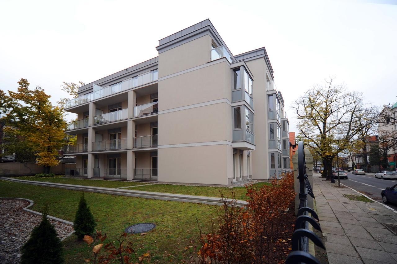 Very Berry - Orzeszkowej 10 - Mtp Apartment, Parking, Balcony, Check In 24H พอซนาน ภายนอก รูปภาพ
